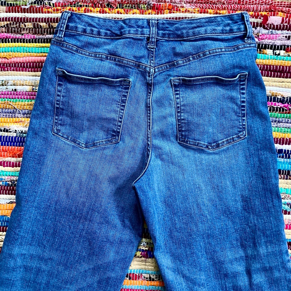 Daily Ritual ~ Straight Leg Cropped Jeans raw hem - Picture 5 of 8